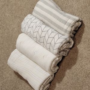 Aden & Anais set of Muslin Blankets